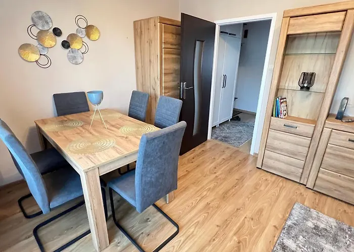 Orientarium Zoo Atlas Arena Retkinia District Parking